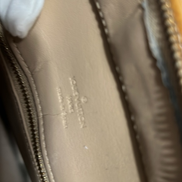 Louis Vuitton Vintage Yellow Vernis Houston Bag - Picture 11 of 16